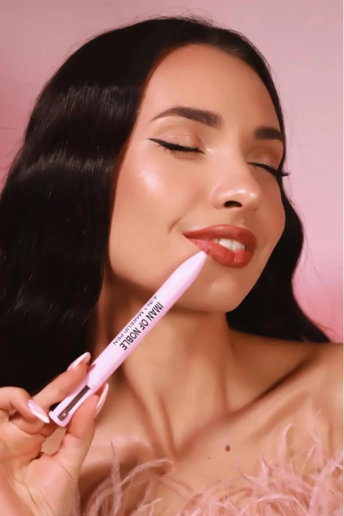 Çok Fonksiyonlu 4’ü 1 Arada Makyaj Kalemi